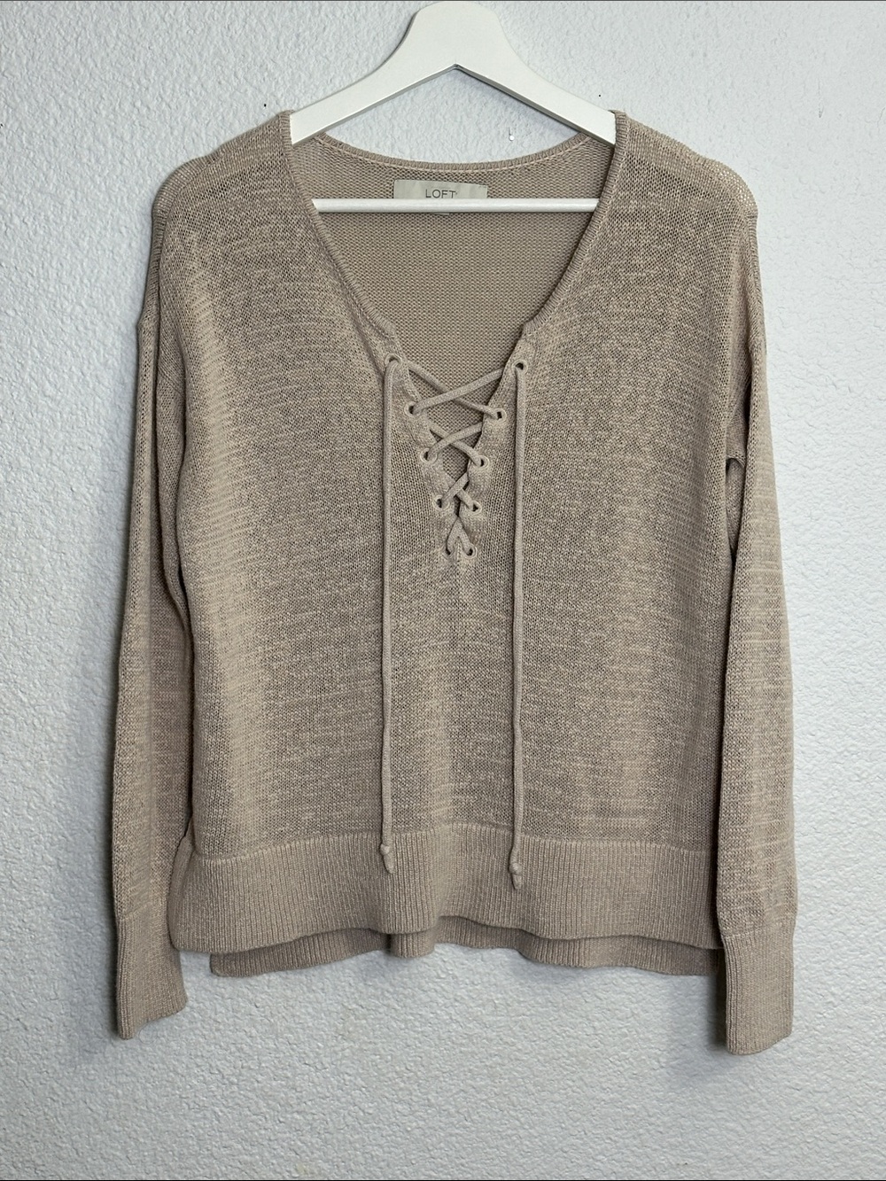 Loft Beige‎ V Neck Sweater Top Tie Front Long Sleeve Coastal Grandma Pullover XS